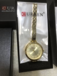 ساعة نسائية • ٢ قطع • كورين