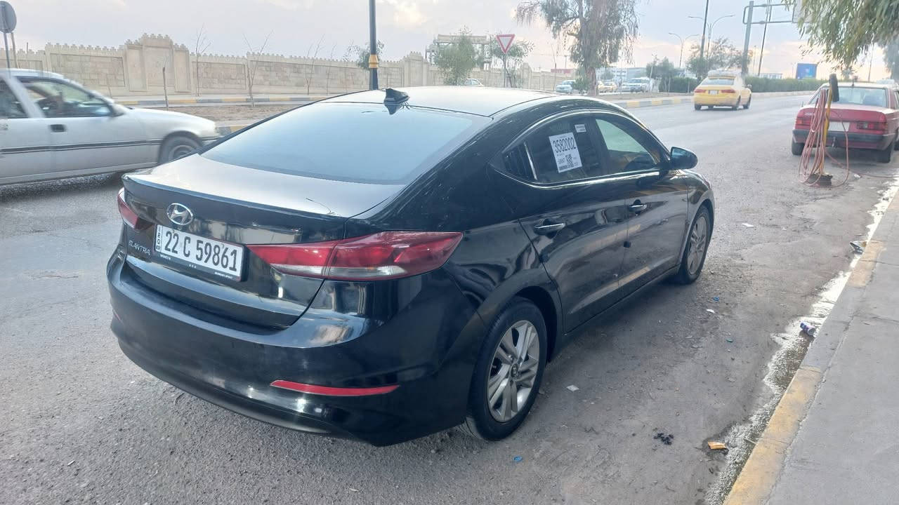 السلام عليكم النترا موديل 2017

رقم أربيل شرط التحويل 

كير ومحرك بشر محرك مفتوح شرط لا صرف ولا نفخ 

_____________________

مواصفات نص فول 

اشاير مري 

تحكمات ستيرن 

شاشه جبيره 

رادار 

كشن حار بارد 

5 ويل كب 

مانع انزلاق 

_________________

السياره بيه بوند بدون دواخل شرط 

باقي السياره كفاله 

______

للستفسار الاتصال علئ الرقم 

*********** *********** 

______

مكان السياره القياره قريه الحاج علي
