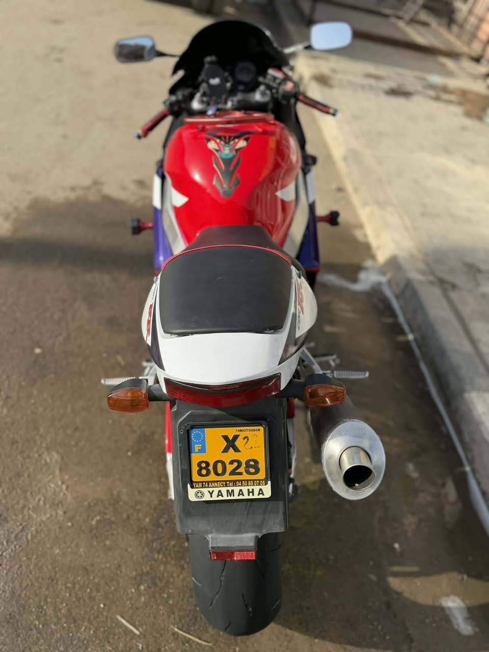 دراجه هوندا CBR. 929
دراجه جديده بلاديه الدراجه برغي ما مفتوح بل مكينه ع الشرط جديده وتفحص وين ميعجبك مكفوله من كلشي دراجه اجدد من الصور
وعليها ادامه كامله جديده بلكات (NGK)  اصلي فيت بم جديد بخاخات   تنضيف جويتر شوته كله جديد +وياها كزوز رياضي 
دراجه خير من الله مكاني نجف هاذه رقمي وبي واتساب ***********
سعرها 23$ ورقه وبيها مجال قليل كلش
بدون رقم فقط اوراق اصوليه
