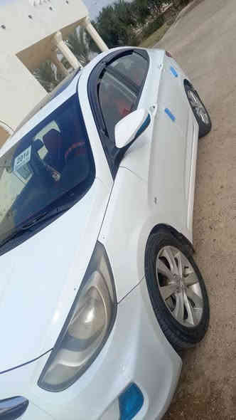 سلام عليكم
اكسنت خليجي للبيع موديل 2012محدثه 2014. 
السياره موجوده في الرمادي.. ناحيه اليرموك 
السونار موجود وياها البارحه أخذته 
السياره ب أسمي مشروع وطني تحويل ثاني يوم 
سعرها 95 بيها مجال بسيط
***********
