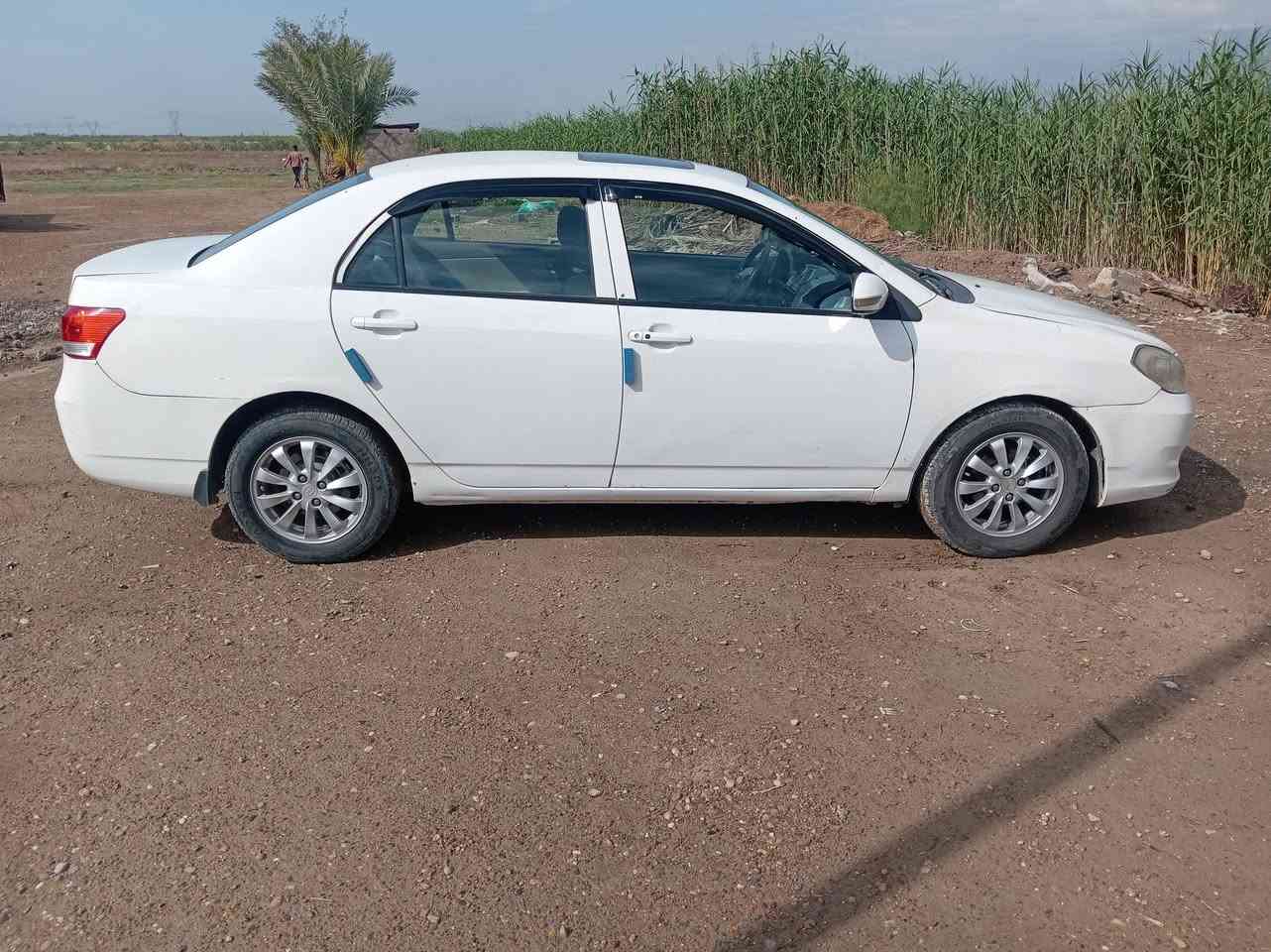 سلام عليكم بيوايدي موديل 2012 رقم بغد
اد انكليزي تحويل مباشر محرك اتوماتيك وبيهه طخه بل جاملق الكدام اليم الصايق السعر دك عليه وبيك خير ودلل ***********
***********
