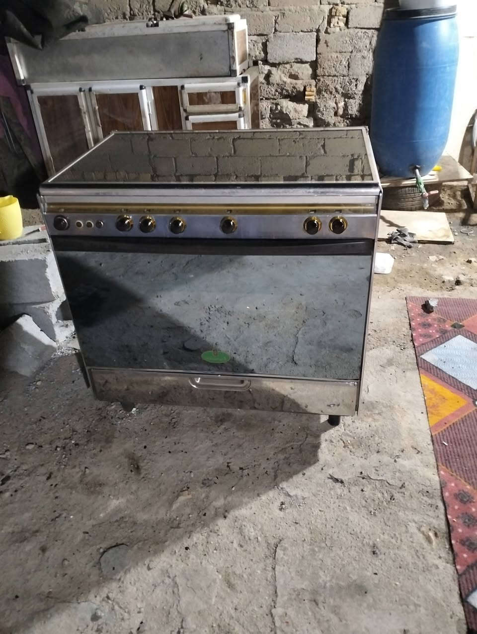 طباخ كريازي مصر نضيف كله شغل نار زرك سعر 300وبيه مجال لشراء العنوان ناصريه حي تضحيه ***********
