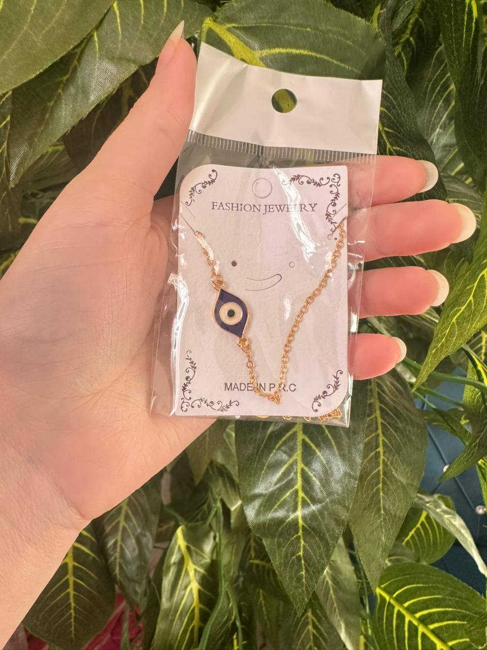 السلام عليكم كلاده ضرف سعر القطعة على الف دينار
يوجد توصيل داخل سبع البور سعر التوصيل الف
رقم/*********** او خاص
