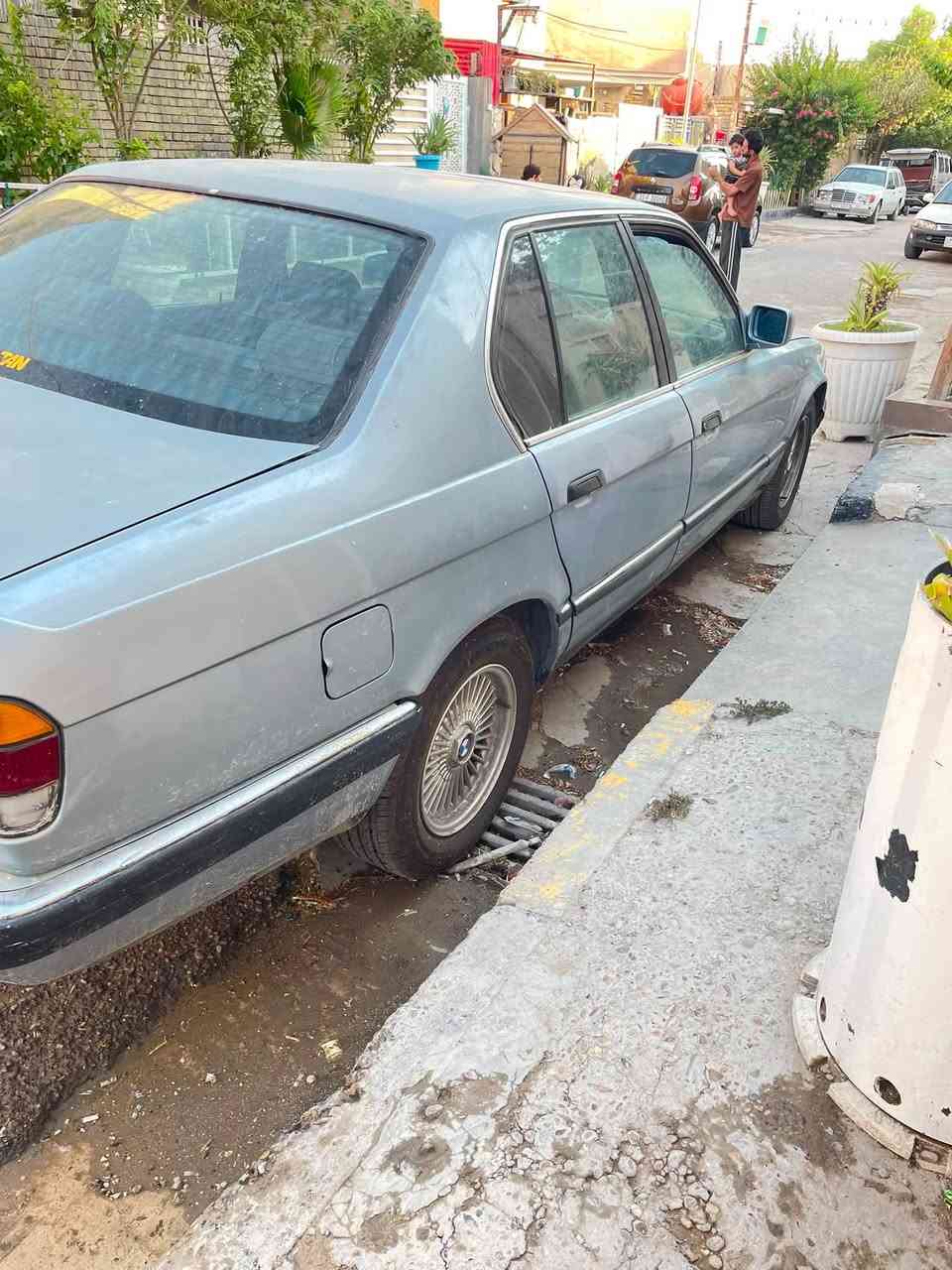 سلام عليكم مره خصت الادمن المحترم  بي ام للبيع مديل ٩١ 735 اصل بليته وسنوية باسمي سيارة 
سيارة خير من الله مكينة وكير كفاله ترايك وين ميعجبك
كهربائيات كلهة شغالة اي چطل ماكو بلادية ونصبتهة تخبل كشرتهة حلوة سيارة بيهة ضربة بس بل جاملغ الامامي فقط ما واصلة لا شاصي ولا لغد شواصي ولغود مكفوله شرط تخم ويل جديد تخم تاير جديد 
ترايهة حلو سيارة غرفة جديدة شاشة اعطال شغالة 
لا خياسات ولا اي شي فقط عوزهة بوليش مصبوغه عام سيارة نواقصهة فان عطلان وبيهة ليك يم راديتر فقط بل بواري منضومة مي جديدة منضومة لبانزين جديدة لا حماوي ولا اي شي انسة الحماوة نص ماتعبر النص سيارة معروضة 58 وبيهة مجال الله شاهد وكلفتني اكثر وبل عافية الي صير من نصيبة متواجد عل خاص ***********
