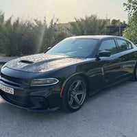 جارجر RT • هيمي 5700 • داخل كاربون