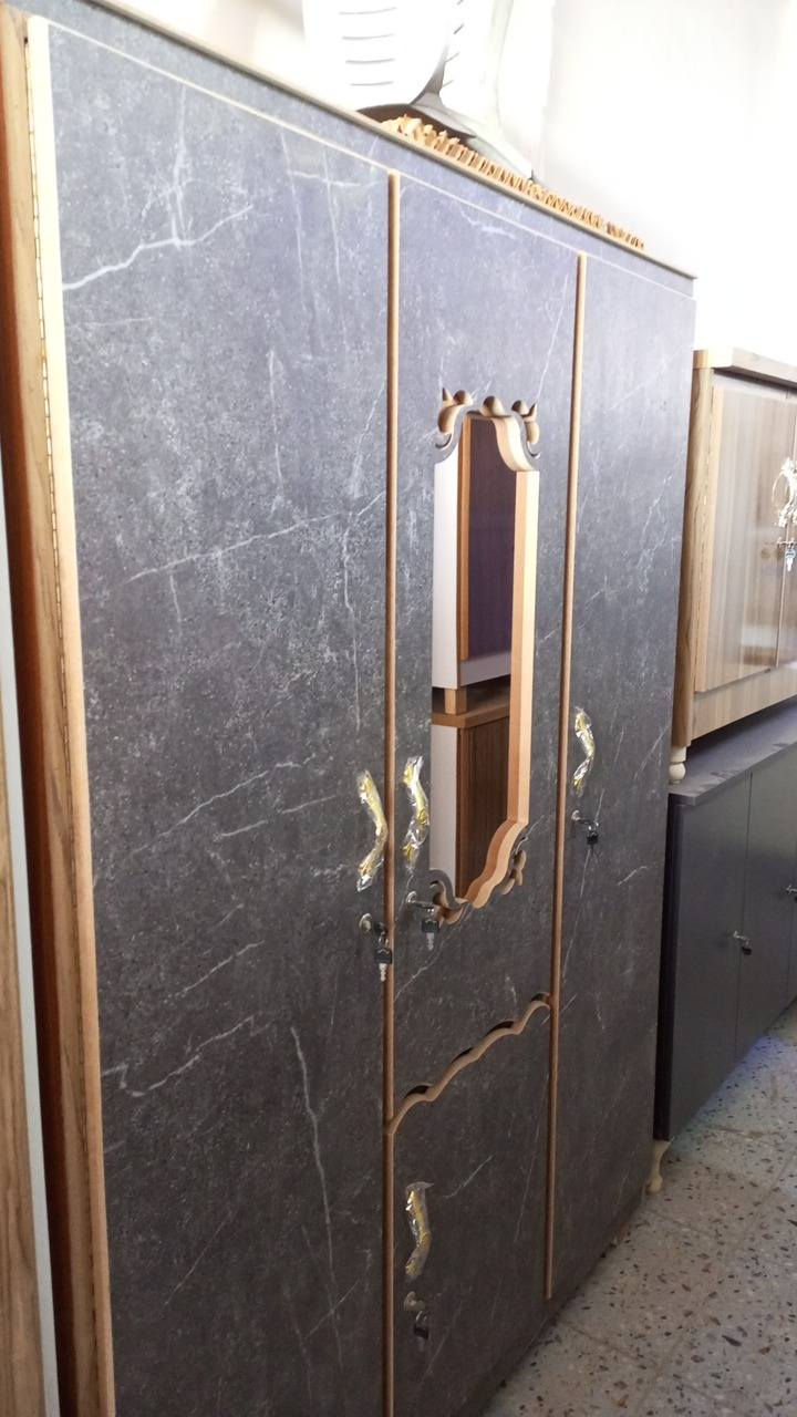 العنوان كركوك نهايه أسرى مفقودين مقابل دوميز معرض يونس نجار للاستفسار ***********
