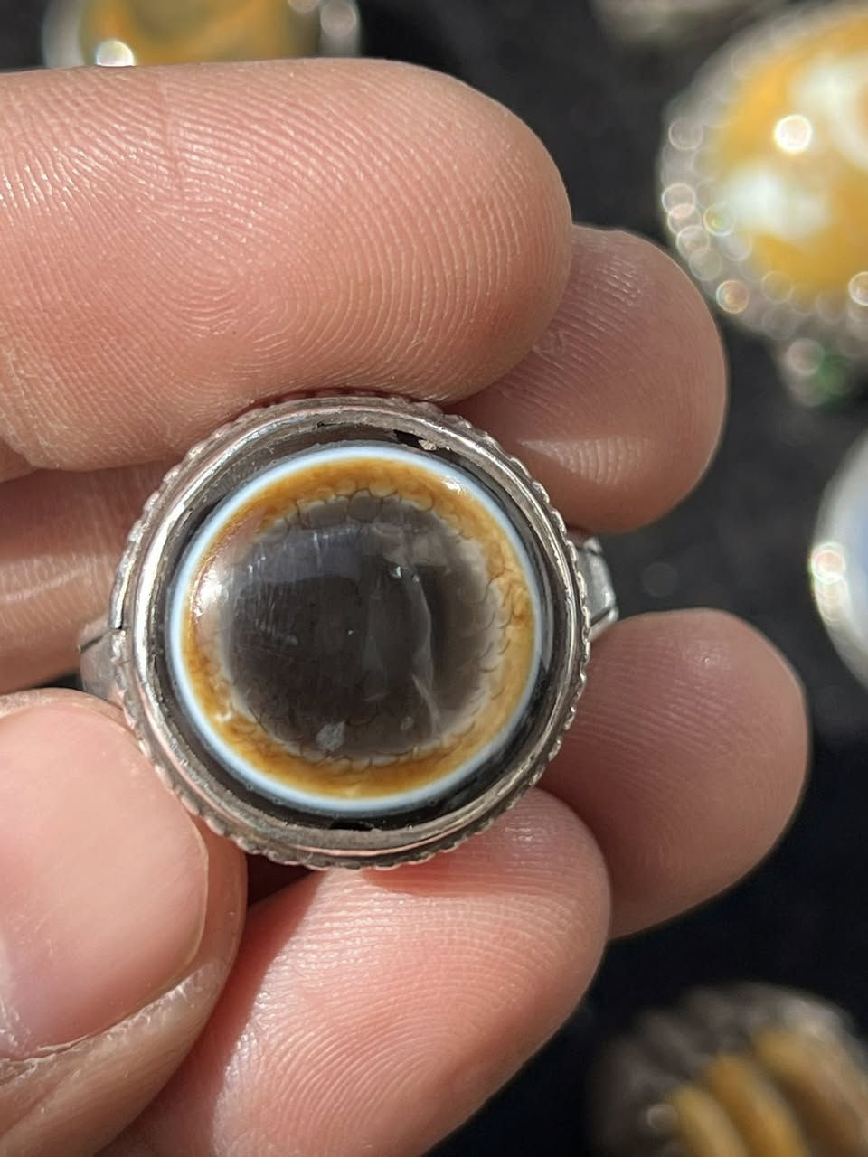 جزع عين صريحةمشكول سعر200الف ***********
