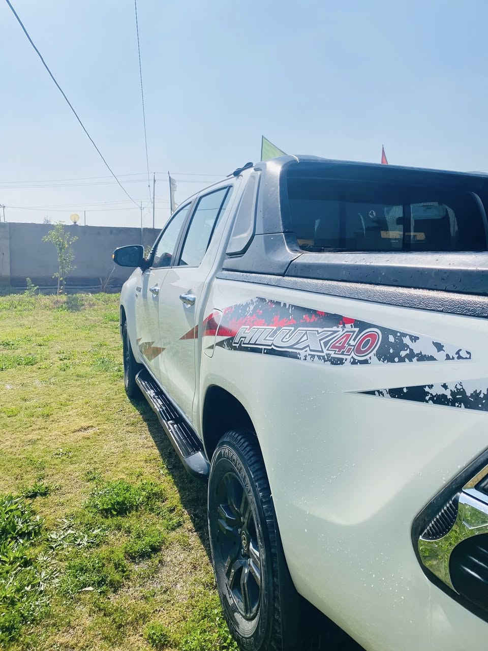 سلام عليكم👋
للبيع تيوتا هايلوكس🛻

تي ار دي 

كويتي باب اول 

موديل 2022 

رقم اربيل بأسمي 

فول مواصفات للاخير 

شاحن وايرلس 

حساس امامي خلفي 

قطعتين تبريد ❄️

٦ سماعات 🔊 

‏شاشة🖥️

بصمة 

باقي المواصفات معروفه فول 

🟩السعر عنده التصال      

لاستفسار 📞 

لاستفسار الاتصال ع الارقام التالية 📲📲

‏)(***********

تحياتي لجميع 🌹 🌸 🙏🏻 سلام عليكم👋 سلام عليكم👋
