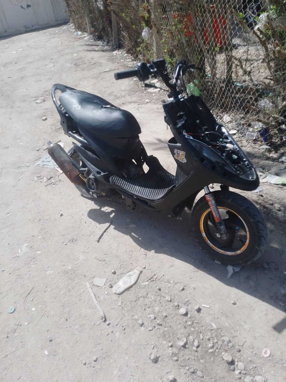 السلام عليكم دراجه ماكس عدله 49 بلادي كهربائيات كله شغال دراجه مكينه ناعمه لا تبخيرا ولا تنقيص افحص واخذ السعر 450 وبها مجال مكاني النجف حي الوفاء هذا رقمي***********
