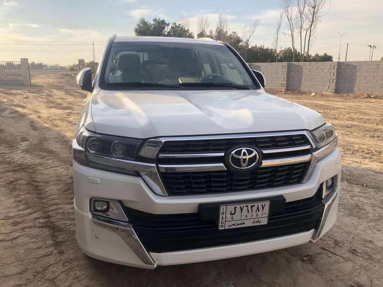 لاندكروز للبيع مديل 21محرك 8
***********
