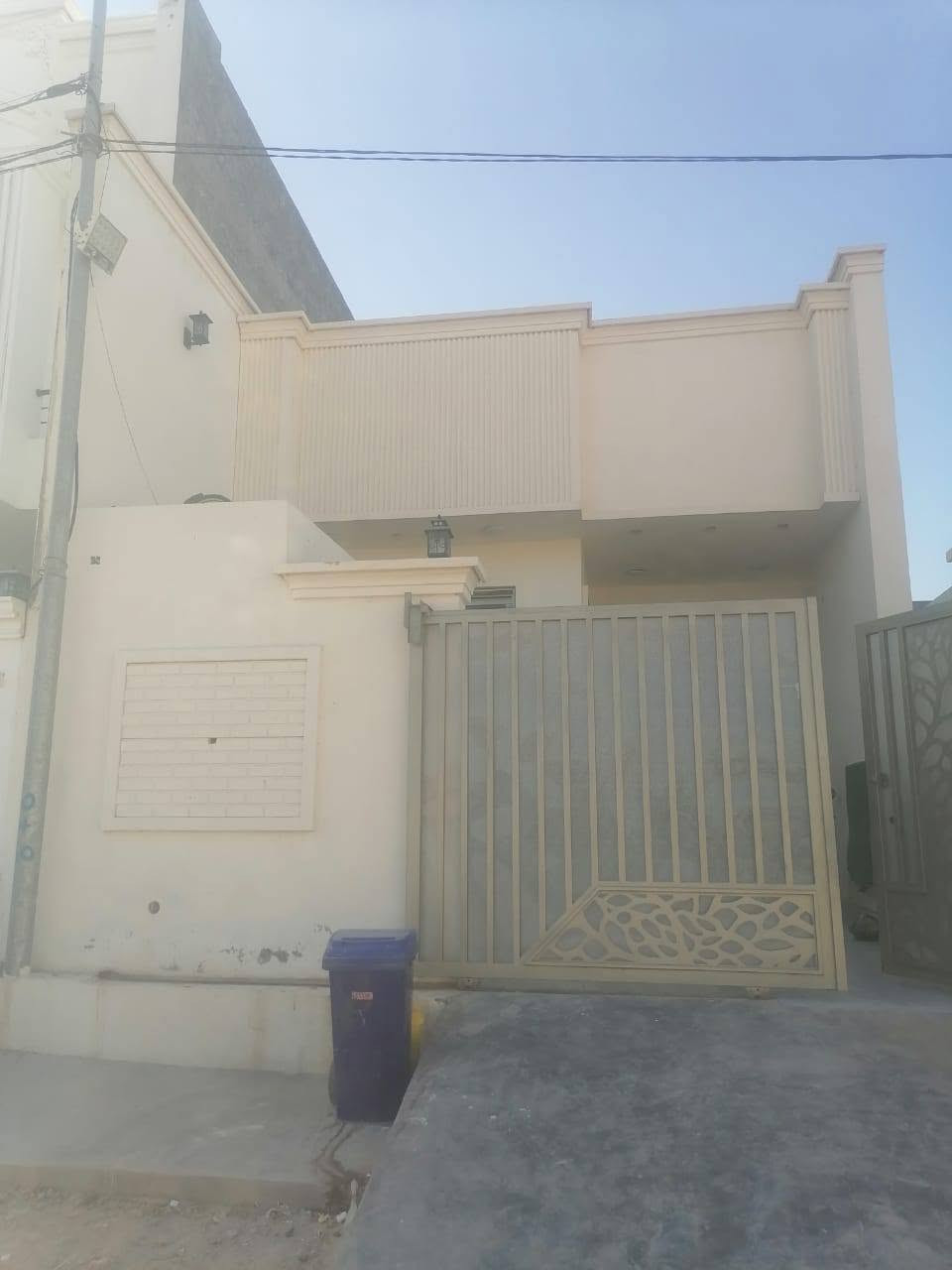 مشتمل طابق واحد فلوجة بحي الأمين منطقة ال ١٦ شارعه ١٢م نافذ على شارع أربعين مال البرديني بناء حديث طابوق المساحة ١٢٥ متر الوجه ٦ وربع ونزال ٢٠ بناء طابوق حديث ضلع منفصل وسقف منفصل للبيع السعر المطلوب بي ٨٨ مليون وبي مجال للاستفسار الاتصال على الارقام التالية

*********** واتساب
***********
نوع العقار طابو صرف سند وبي إجازة بناء
