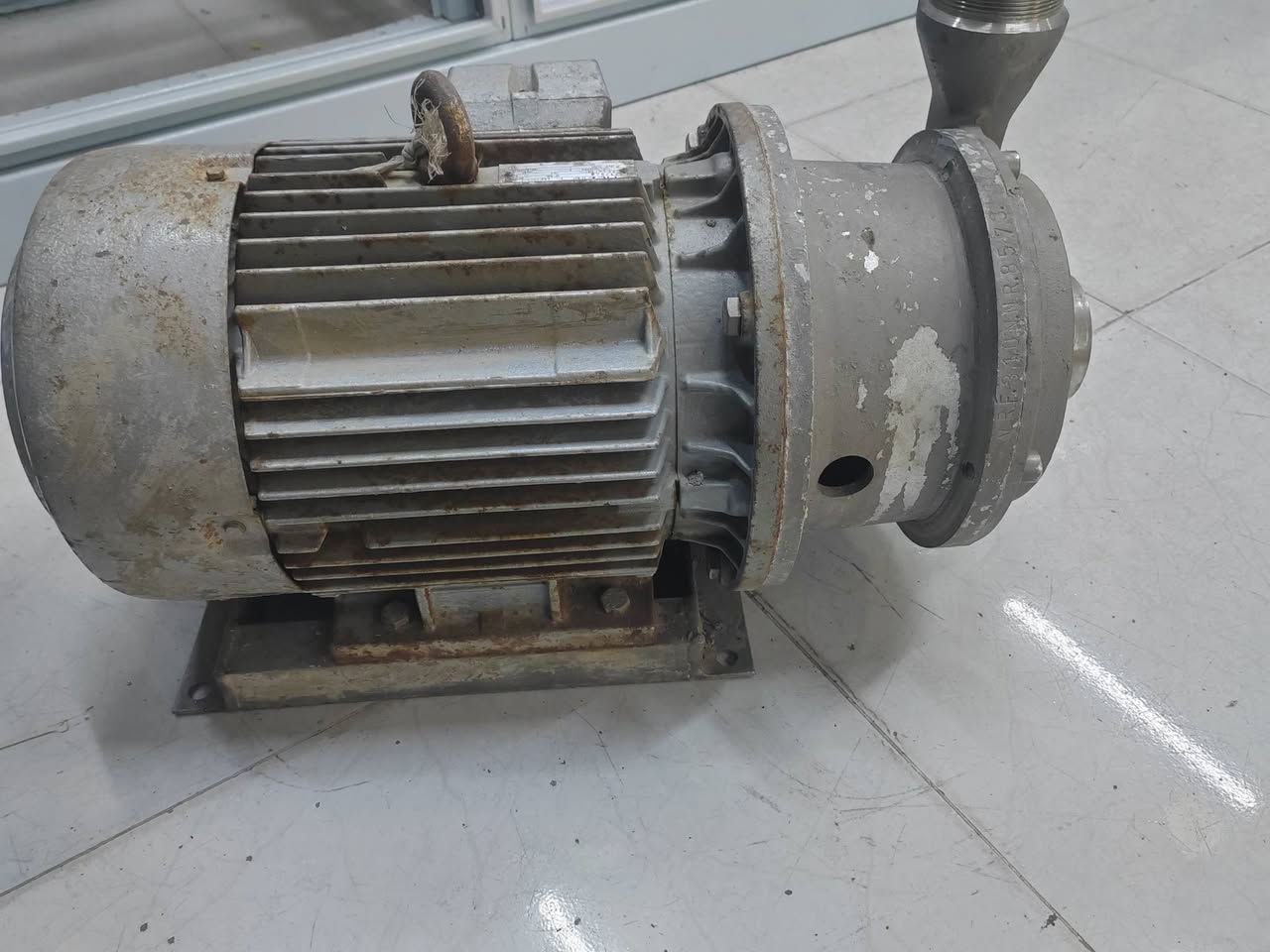 مضخه ستل ستيل
10 حصان
دوره 3000
تشيكي
نظافه 99٪
للاستفسار اكثر
***********
***********
يوجد واتس اب
