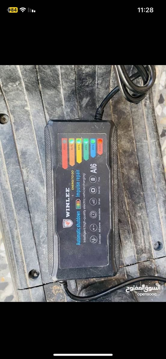 دراجه كهربائيه R9 بيها 4سرع تمشي ك حد اعلى 70 كيلو حقيقي  مكاني بغداد الغزاليه 
***********
و تكفي 40 كيلو للشحنه الواحده بيها سناعات خارجيه قويه حيل تربط بلوتوث   ما مشتريها صالي 3اشهر و تجيو بيك خبىير. و تدلل بغداد, العراق
