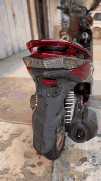 سلام عليكم سكنس لد حديث  بيه تزويد يدات بريك وقطره وقبق افلاوين وفراك وقبق جوزه كلجات كلش قويات  وقباقه مال كور وبيه لايت زينون 55  الف  واشاير لد المكان كراده  ***********  السعر 1500 وبيه مجال كلش قليل
