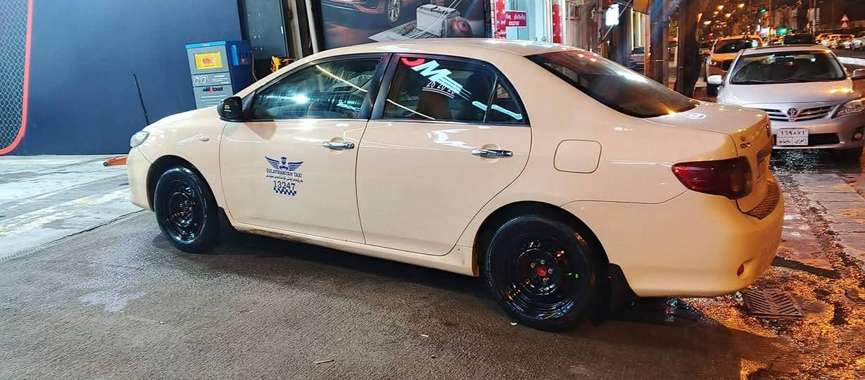 كرؤلا 2009كيرعادى بيلاد ته كسي مه كينه كه وره كيرومه كينه ى به شه رت سه نه وى تا 2030تازه يه سه ياره كه بؤياخى نيه ده عمى نيه پيشودواى كه بسه جوارتايه ى تازه ى له ژيره ته بريدو هه مووكيانى به شه رت سعرى 125كه ميك مه عمه له تيبينى هى من نيه تيل بؤخاوه نى بكه ن ***********
***********
.
