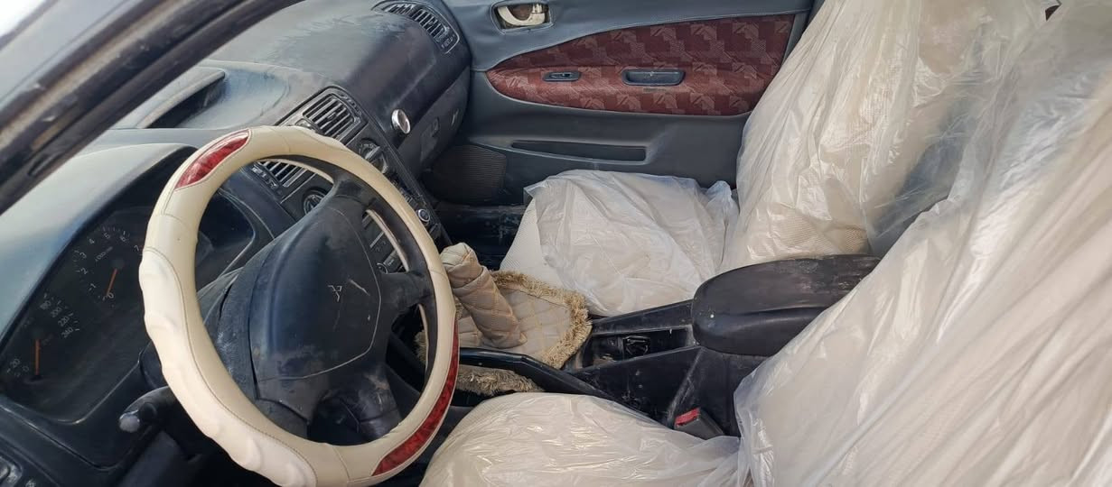 السلام عليكم مسبوشي موديل 2000 رقم بابل مكينه كير نضيفات تخم تاير حداديه 80 % سنويه جديده مشروع وطني السعر 26 بيه مجال مكلف بالنشر الاتصال على الرقم ***********
