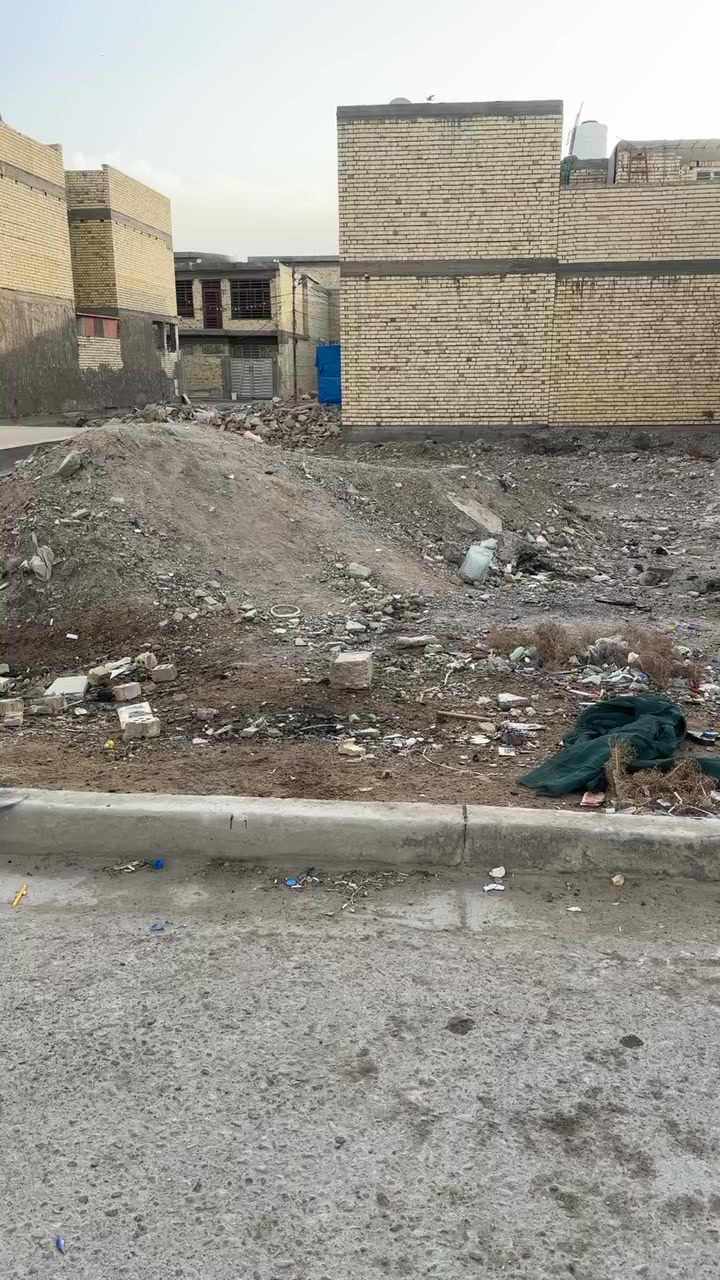 السلام عليكم قطعه ارض لبيع المساحه ٢٠٠ زراعي سند ٢٥ المكان القلعه كيعان الساعدي  ***********
