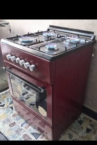 طباخ • نضيف • مكان الشعلة