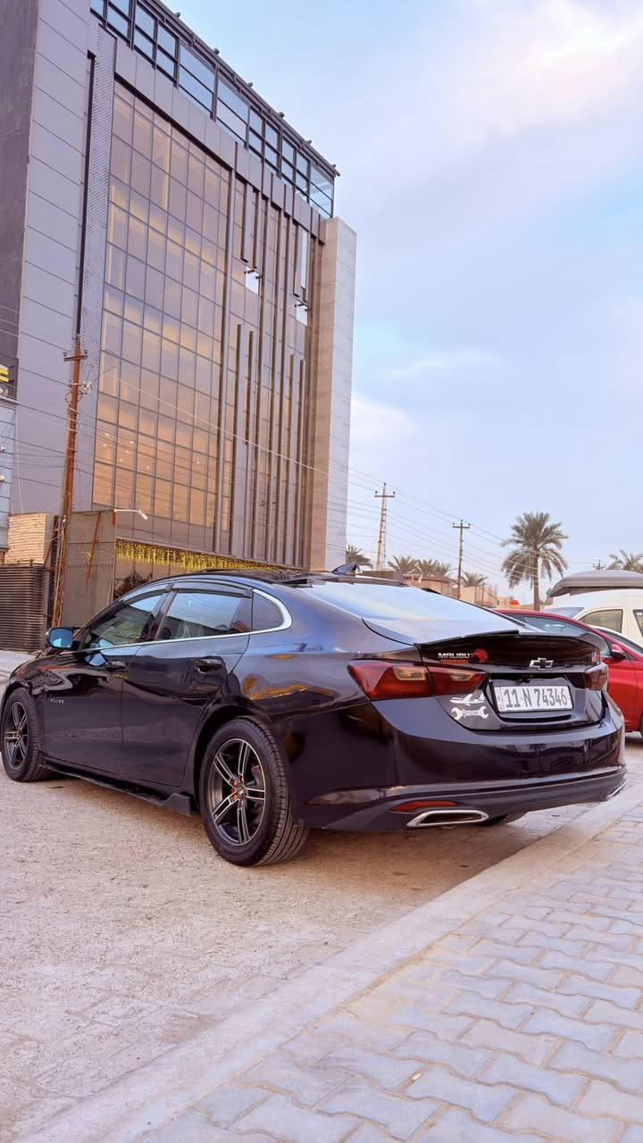 ماليبو 2018
محرك 1.5 تيربو 
4 بصمة ابواب
تشغيل عن بعد
تحكم ستيرن
تبريد قطعتين
شاشه كبيرة
شاشة اعطال
اوتو ستوب
ويل 17  
كامره خلفي
كشن كهربائي

صدر امامي وخلفي جديد/تخم تايرات جديدة 

هزة جديدة وسنوية 5 سنين

(حادث امريكا باب عكس سايق فقط )
(حادث العراق جاملغ الخلفي جهة السايق)

السيارة خير من الله مناقصها شي
(السعر 110 بيها مجال انشاءالله)
رقم بغداد جديد تحويل ثاني يوم

بغداد حي الجامعة ***********
