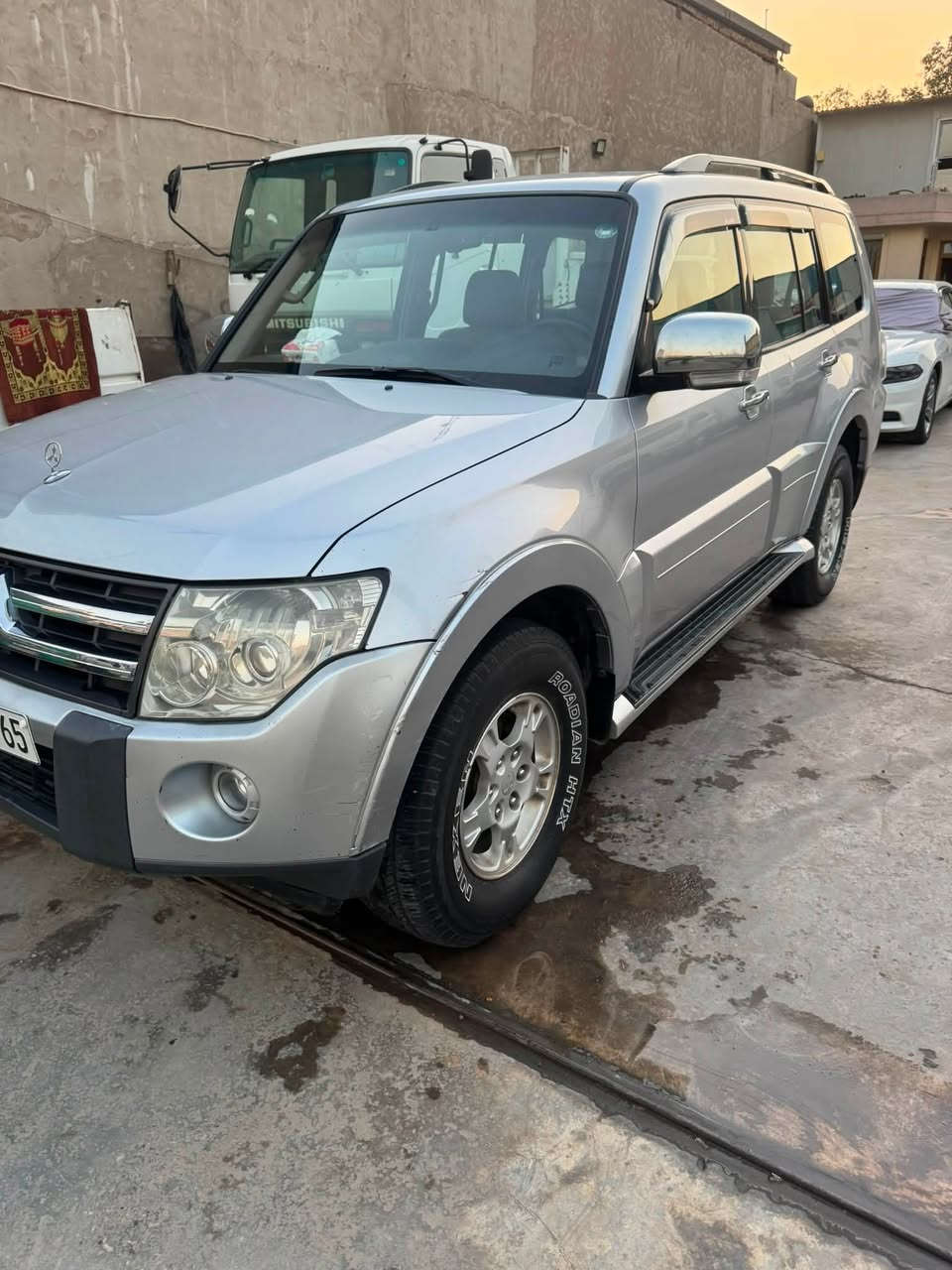 باجيرو 2007 رقم اربيل بسمي تحويل أو وكالة حاضر مواصفات عادية مكفولة من الصبغ محرك 3000 عارضها 118وبيها مجال بيع فقط مكانها بغداد رقم الهاتف ***********
