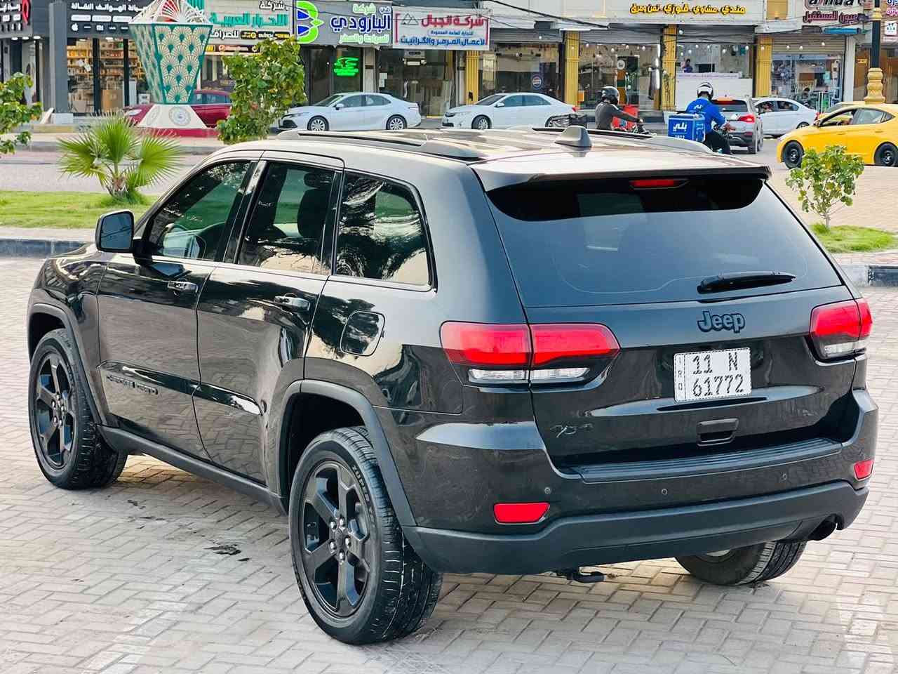 سلام عليكم 
جيب موديل ٢٠١٩. وارد امريكي صور الحادث مرفق بل منشور
فول موصفات  ماشيه ٧٤. ألفّ حقيقي فتحه سقف بصمه تشغيل عن بعد + بصمه أبواب داخل جلد كشنات كهربائيه تدفئه تبريد
أساير بلمري صندوق كهربائي فورويل محرك ٣٦٠٠. v ٦ شفتات ستيرن وقوف ذاتي رادارات امامي خلفي حساسات امامي خلفي تريد قطعتين نضام سبورت نضام ايكو جام اوتو ومواصفات المتد المعروفه. السعر ١٨٠ بيه حك الجيه
 ستفسار اتصال عل رقم
***********
