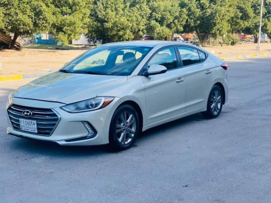 للبيع الانترا 2017 وارد امريكي حادث بنيد فقط مكفول رقم قادسيه تحويل مباشر سنويه جديده السياره جاهزه من كلشي السعر 125 وبيها مجال مكاني ديوانية للا ستفسار ***********
