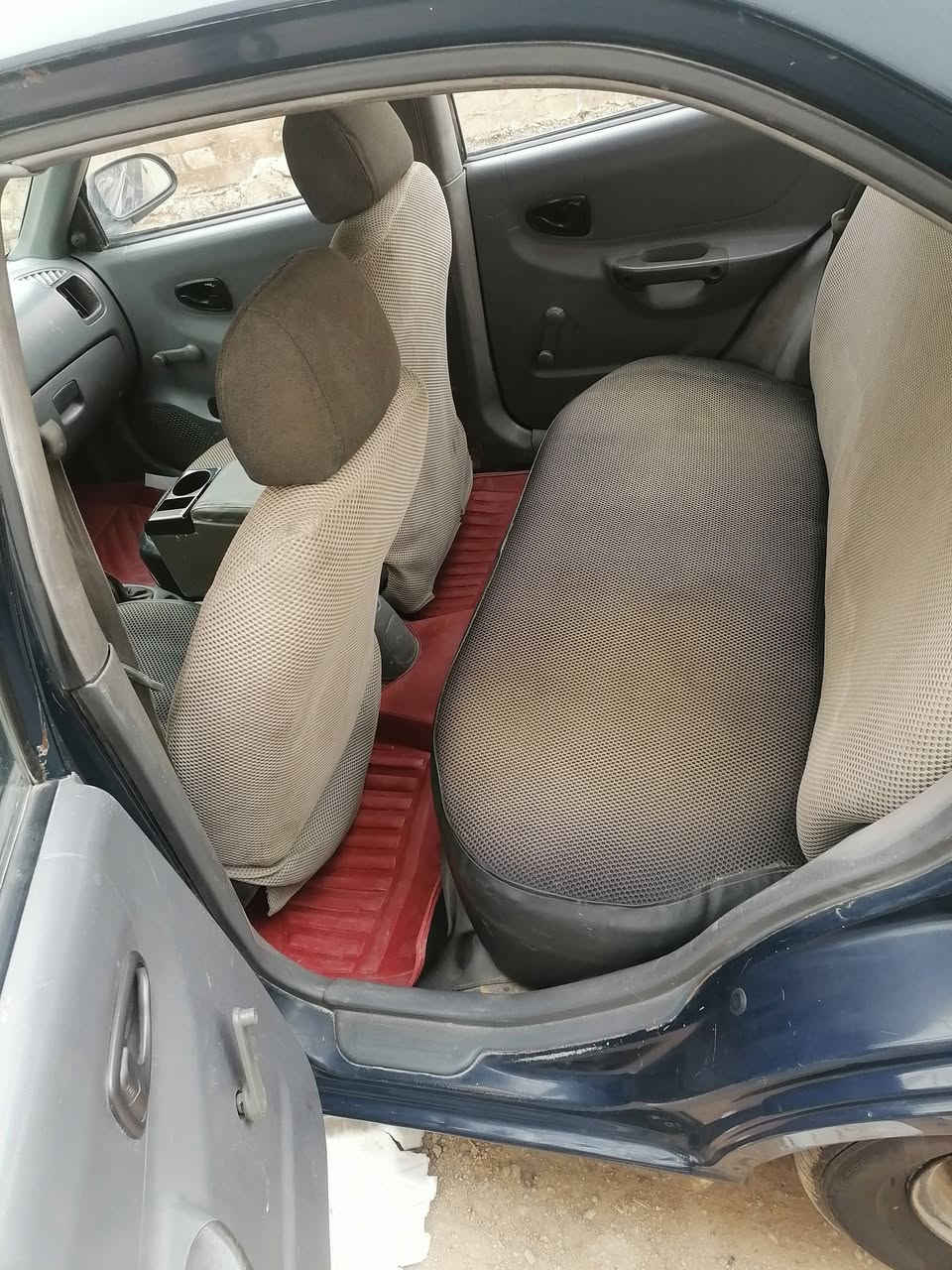 السلام عليكم لبيع هونداي اكسنت خليجي رقم بغداد دولي كير عادي مصبوغه حزام جماليه لابيهه ضربه ولاتبديل ولادواخل وضع شركه محرك وكير مكفولات تخم تاير وصدر امامي خلفي جديد باتري جديد دوشمه ارضيه وكشنات جديد منضومه زنون لايت وبلاجكتور كله جديد شاشه  سياره جديده وجاهزه من كل نواحي مابيهه اي نقص متعوب عليهه مال جناي وبل عافيه ع ياخذهه مكان سياره بغداد لكرخ سعر (٤٥)وبيهه مجال حك جيه //***********
