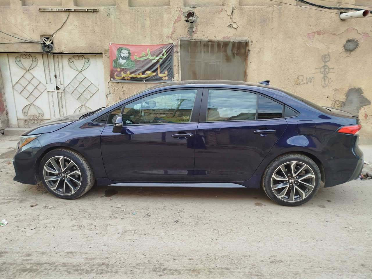 للبيع تويوتا كورولا وارد امريكي 2021 SE معوفين ميسان حادثها امامي صبغ جاملغات امامية وبنيد
مواصفاتها:
محرك 2000cc
اوتو هولد
سايد بريك كهربائي
تحكم ستيرن
شفتات ستيرن
شاشة 
كاميرا دوارة 
تبريد بيانو
جام اوتو
للتواصل واتساب:***********
مكان السيارة:البصرة /قضاء القرنة
السعر: 135$ وبيها مجال للشراي
