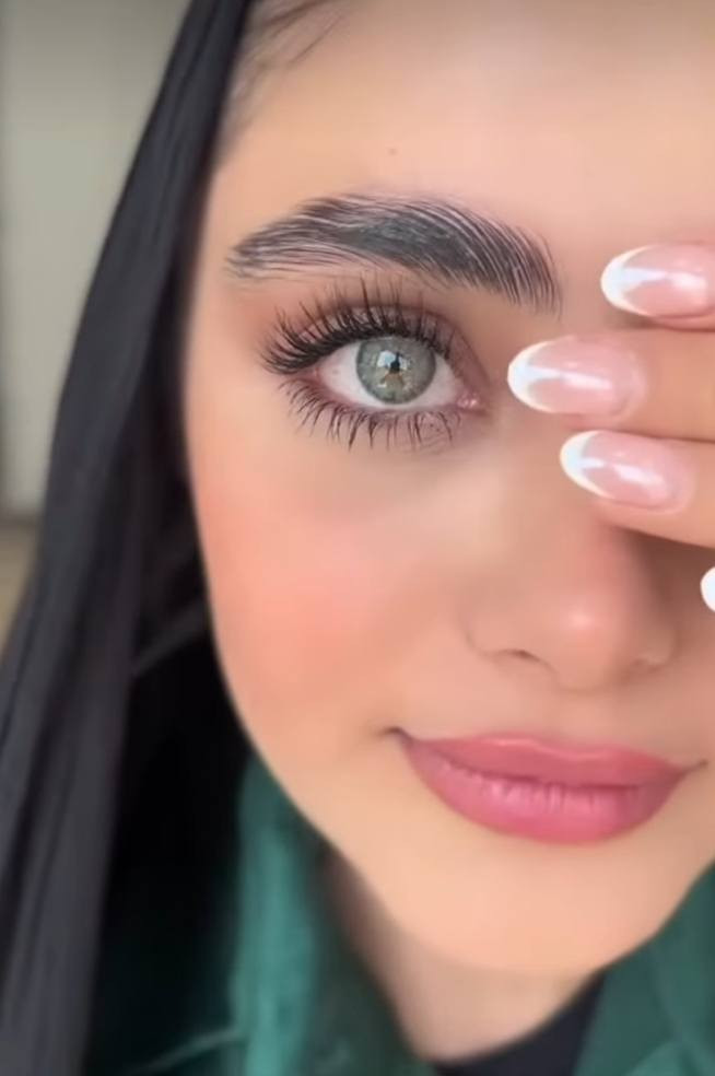 عدسات الملكه
كوني معنا أكثر فخامة 🔥💯
للحجز والاستفسار المرسله خاص او واتساب 👈***********
بيج الانسته earl.leneses
