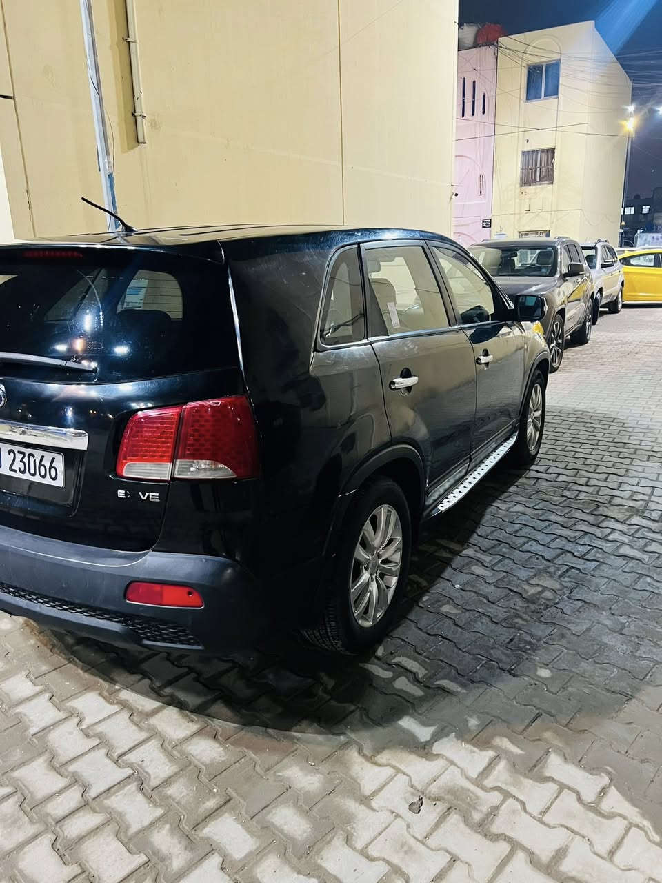 السلام عليكم سورنتو موديل 2012 اللبيع 7 راكب مكينه كير عل فحص تبريد 3 قطع  مكينه 2400  دوش مواصفات معروفهاا بسمي تحويل مباشر  بيها جفيه   
صفحه السايق خفيفه ومعمره بدون تكم بدون شواصي  السعر 107 وبيها مجال عنوني بغداد الطالبيه ***********
