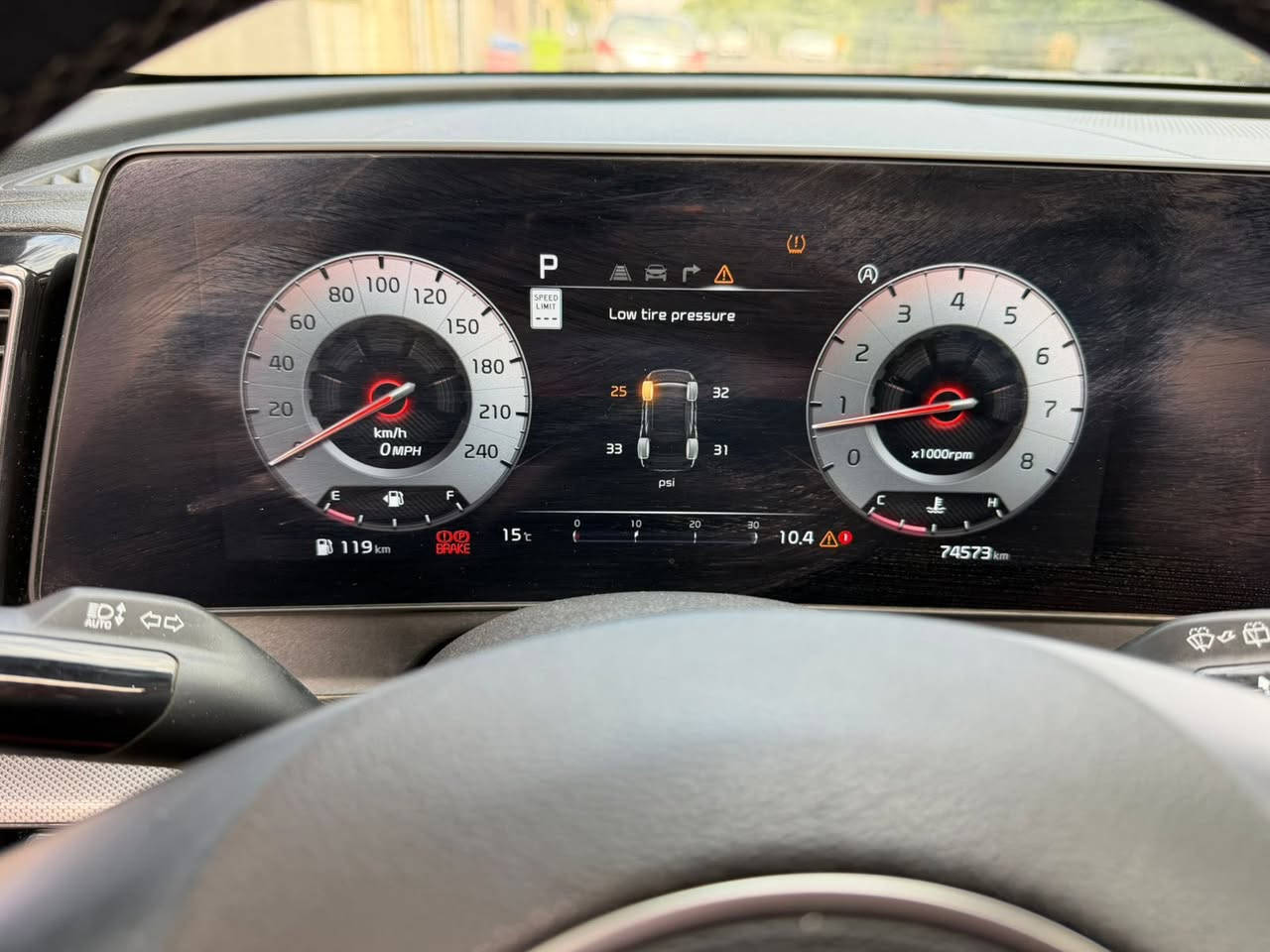 سلام عليكم.
كيا سبورتج SX (2023) 
حادثها صبغ باب مع تبديل باب بدون صبغ 
السعر 215 بيها مجال 
حادث موضح بالصور ورقم الشاصي 
محرك 2500
ماشية 74كيلو 
بانوراما
كاميرات محيطية 360
بصمة تشغيل
بصمة أبواب
بصمة صندوك
صندوك كهرباء
تدفئة كشنات
شاشة كبيرة ممتدة ديجتال
كيجات إلكترونية متغيرة حسب الوضعيات
وضعيات قيادة سبورت / سمارت / نورمال
كشنات جلد احمر
كراسي كهرباء فول تحكم مع ميموري
إضاءة ترحيب خارجية وداخلية
 حساسات امامي وخلفي
شحن وايرليس
منافذ تايب سي
منافذ USB
هاند بريك بصمة
️ أوتو هولد
رادارات أمامية وخلفية وجانبية
تحديد مسار ذكي
قيادة آلية ذكية
نقطة عمياء
كروز كنترول
سستم صوت هارمان كاردون
ميموري كشن السائق وضعيتان
إشارات بالمرايا
شاشة تحكم ميديا وتبريد
ستيرن فول تحكم 
للبيع فقط بدون مراوس
مكان تواجد السيارة:بغداد المنصور او حي الجهاد 
الرقم:***********
الرقم*********** :.
