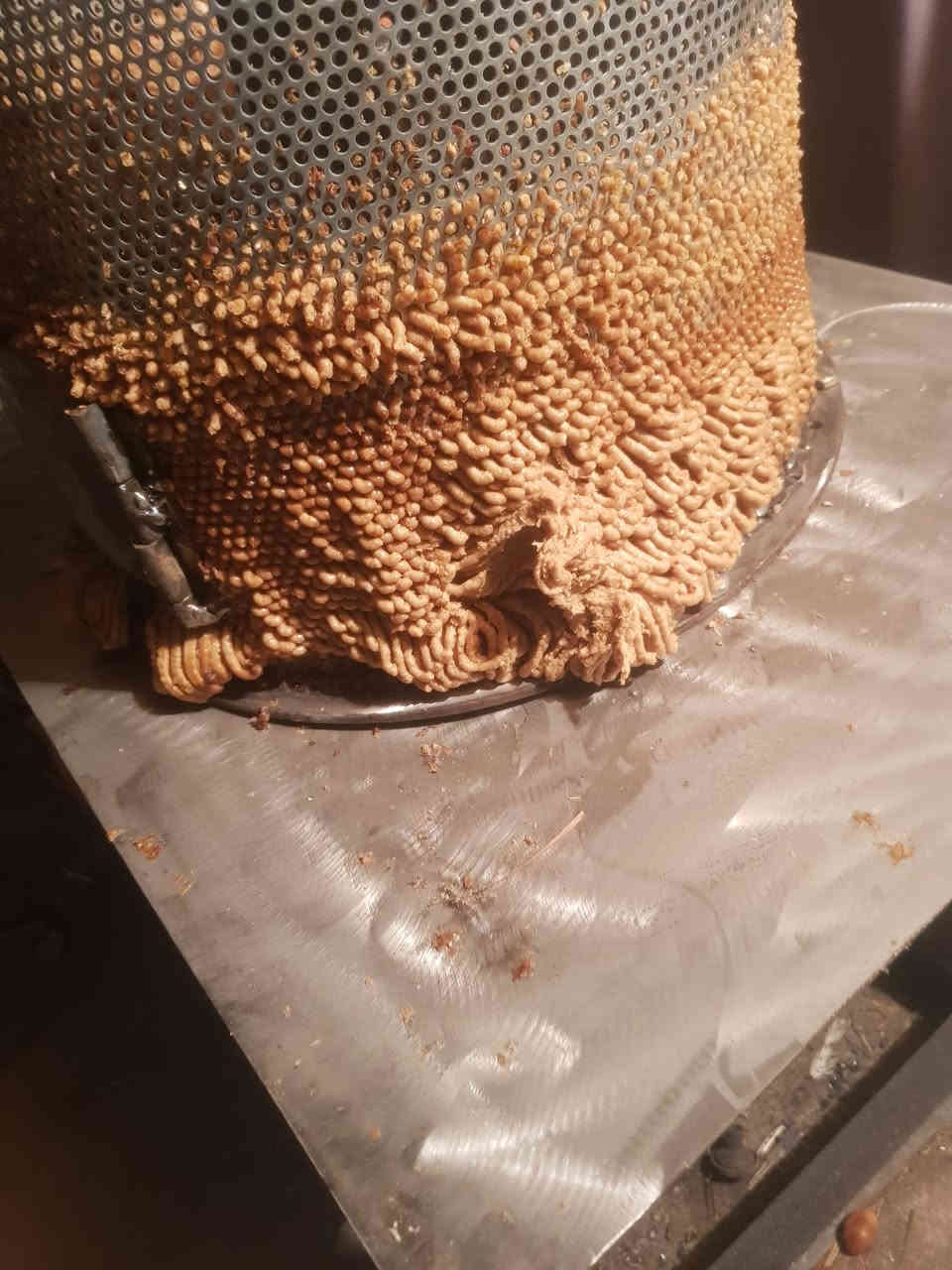 سلام عليكم فلاسه التمر
ماكنه مدكوكه تعزل نوه عن تمر التواصل خاص
 او وتساب ***********
