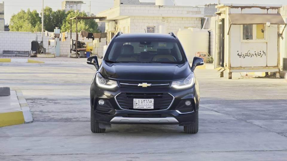 شفر ترافس 2017 LTZ  فول مواصفات السعر 95
للأستفسار =***********
محرك 1600 مكينه وگير مكفولات 
حداده جديده كهربائيات كلهه تشتقل 
حادثه خفيف بنيد فقط مبدل ومصبوق وبيهه جاملق وباب صبق يعني 3 قطع رش شواصي لغود كلهه كفاله رقم بصره تحويل مباشر عنواني البصره المركز البصرة, العراق
