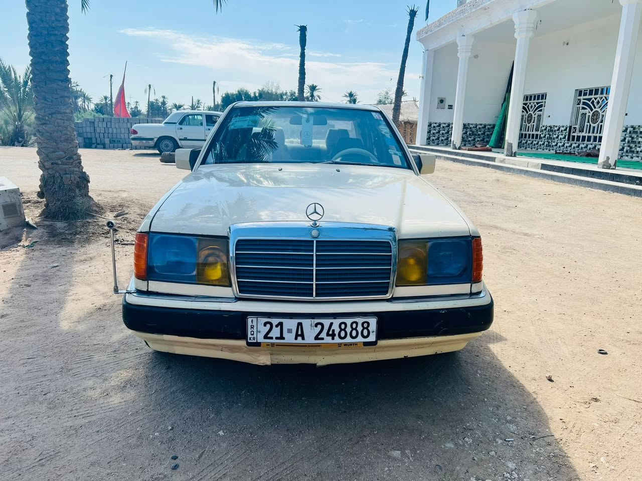 مارسدس دب موديل 1992 رقم سليمانيه انكليزي تبريد ثلج كير جديد شاديلها محرك بطة شرط لا صرف لا بخار صدر جديد تايرات جديدة كهربائيات شغالة سيارة نضيفه جوم كهربائي فتحة سلايت 

السعر 40 وبيه مجال عنواني كركوك اتصال فقط 

***********
