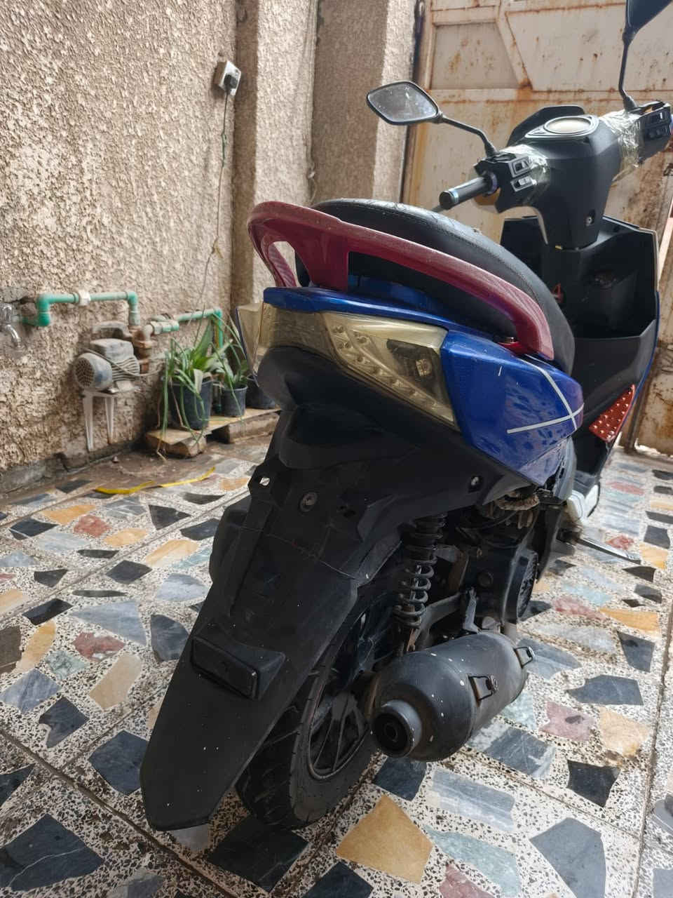 دراجه fs دراجه نضيفه نكره سلف كهربائيات شغاله شوفت عيونكم السعر 325 وبيها مجال الستفسار خاص او رقم ***********
