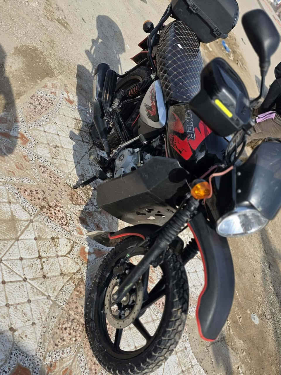 اسلام عليكم
دراجه بوكسر موديل 2023للبيع مكفوله كفاله رقم وسنوبه جديده مداور ثاني يوم 
سعر 2450وببه مجال للشراي 
المكان الناصريه قضاء دوايه 
لأستفسار ***********اتصال واتساب
