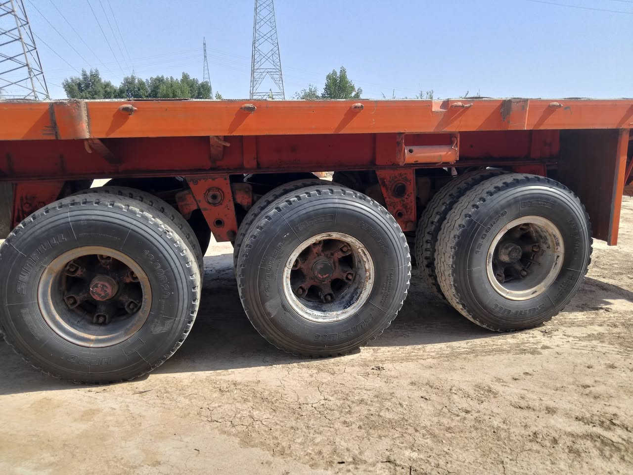 عربانة للبيع تخم تاير عشرين مكفولة مكان الكوت  ***********
