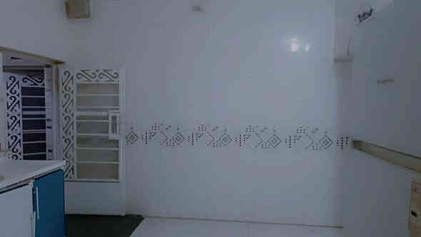 بيت للبيع بالجته طابو صرف كونكريت مسلح 100 متر مربع  البيت نظيف جدا شارع البانزيخانه نهايته قرب مجمع سيد حامد  مربع 10 في 10 غرفه وصاله وستقبال ومطبخ وصحيات وطارمه وممر بيع مستعجل للاستفسار الاتصال على الرقم ***********
