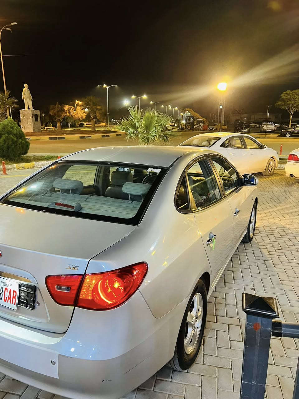 سڵاوی خواتان لێبێت
ئاڤانتی 2007
گێڕ و مەکینە بەشەرت
کوشن جلد و هیتەر
تەبریت سارد و گەرم
250مەسرفی نیە
78هەزار ڕۆشتە
سەیارەی ماڵە
٤تایەی لۆک 
سەقف شوشە
زەڕبە گەڤەر گۆڕاو بەشەرت
خایسی نیە
لۆک لۆکە📦
ژم؛***********
