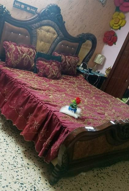 السلام عليكم غرفه نوم للبيع سعر 250 وبيه مجال وذا اكو مراوس عادي العنوان فلوجه حي الوحد خلف احمد ياسين التواصل عله رقم *********** اتصال و واتساب بي
