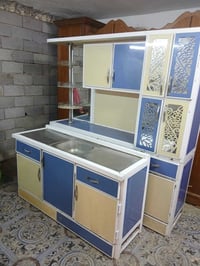 غراض مستعمله نظيفه جدا للبيع كلمن وسعره المراسله خاص او الاتصال ٠٧٧١٤٢...