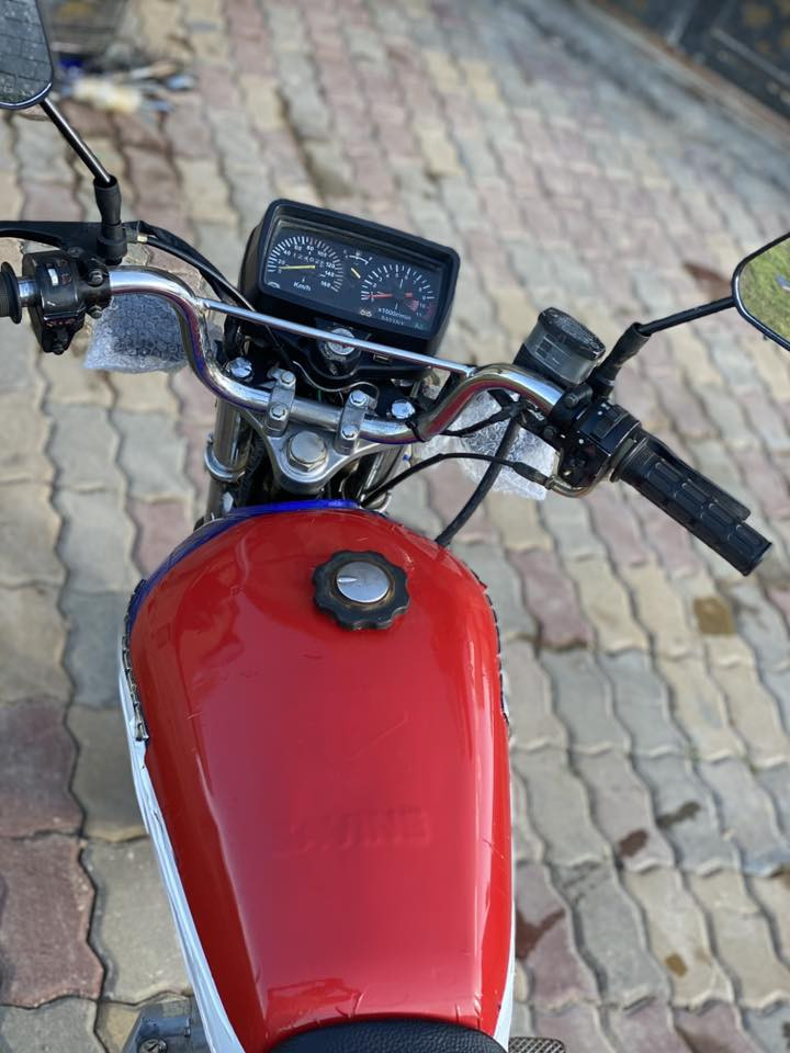 دراجه ايراني للبيع موديل 2020اوراق منفيس فقط كهربائيات كلهه شغاله نشاط فول دراجه اي نقص مابي السعر 500وبي مجال للشراي مكان الرمادي الشراع للستفسار ***********
