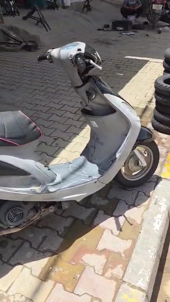 السلام عليكم شباب 📍
ماكس منغولي للبيع دراجه حلوه ونضيفه مامفتوحه كهربائيات كلها شغاله نكره سلف كلها شغاله هندر اشاير لايت بك لايت كلها شغال تايرات جدد الدراجه نضيفه كلش 
مكان ديوانية الرقم ***********
