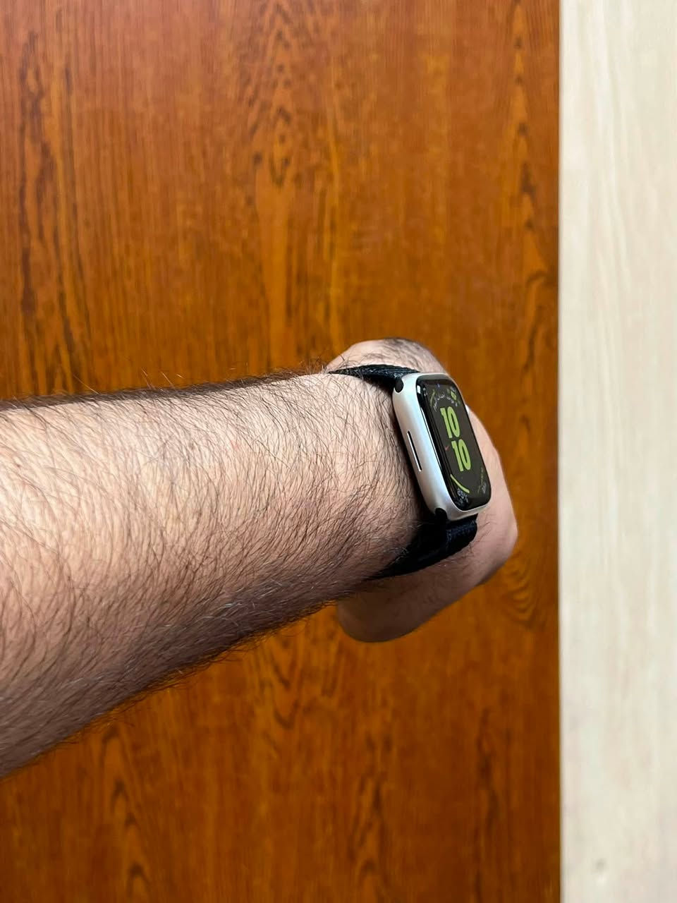 Apple Watch 8 Silver⌚️45mm
السلام عليكم 
ابل واتش جيل 8 
حجم الساعة 45 mm
بطارية الساعة 84%
نظافة الساعة 80% 
موضحة بالصور مصور كلشي بالتفصيل ودقيق علمود توضح الك

((((ملاحضه شخوط ب شاشه +دكمه مره تشتغل مره ماتشتغل )))) تشتغل طبيعي مابيها كلشي صوت شحن صورة كله طبيعي 

سعر خاص او اتصال

موصل حي السكر

*********** اتصال + واتساب
