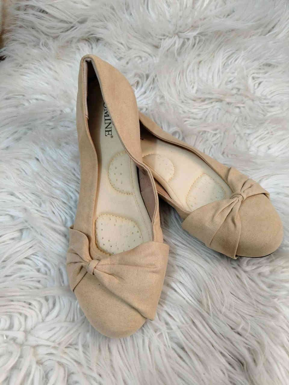 كل حاجة مكتوب عليها السعر
موجود توصيل داخل شهربان 
***********
