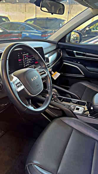 السلام عليكم 
تلورايد 2024 
فول مواصفات 
ميحتاج اذكر مواصفاتها هاي كدامك لسياره 
ماشيه 14 الف 
مقاعد جلد VIP منفصل 
حادثها جدا بسيط موجود بلصوره  
رقم بغداد باسمي 
مكاني بغداد 
السعر 32 الف قابل للتفاوض 
للاتصال ***********
