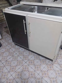 للبيع • خزائن