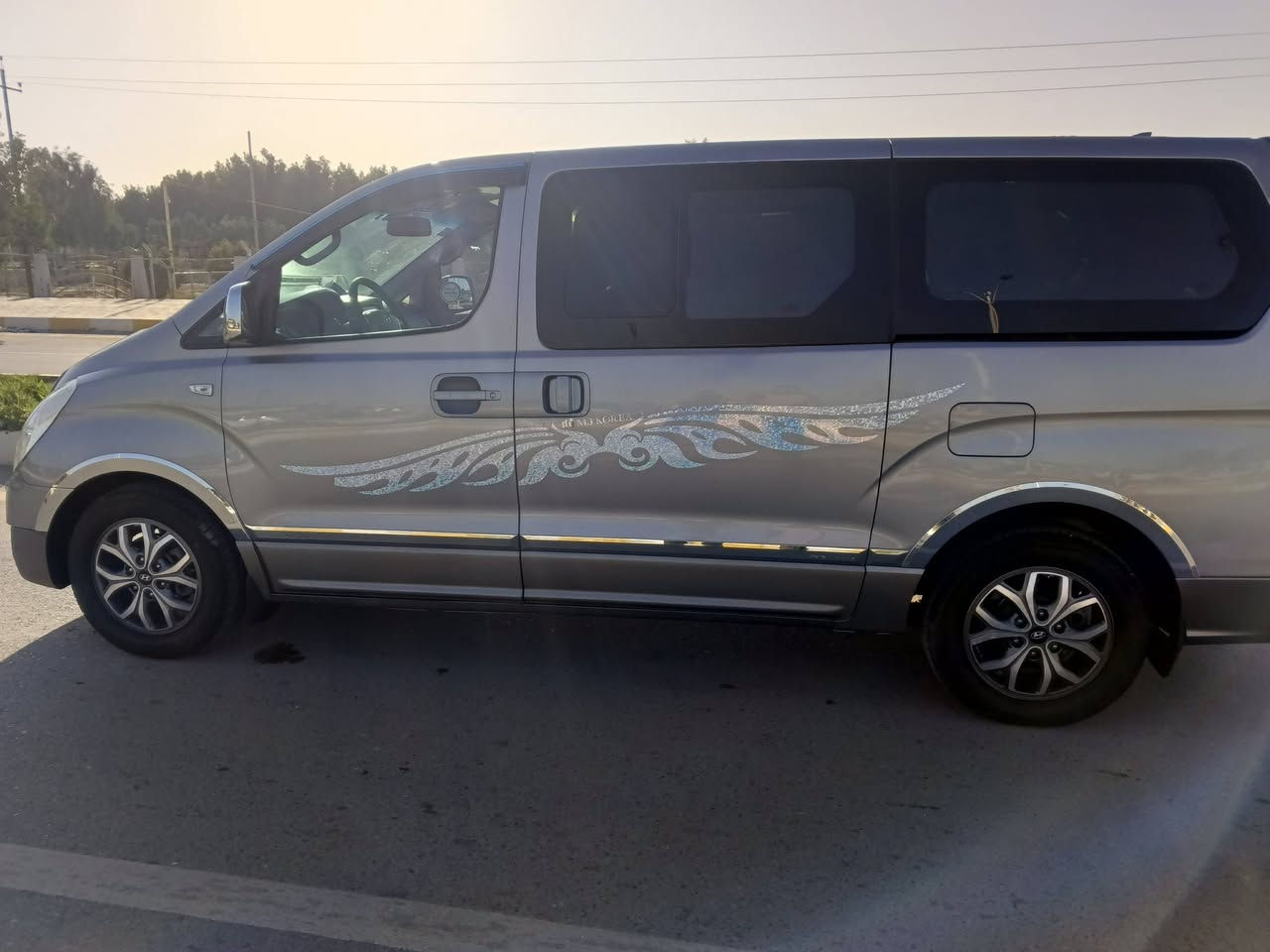 سلام عليكم رمضان كريم 
ستاركس لبيع موديل 2018 فول مواصفات كفاله عامه عده جاملق خلفي من كوريه فقط سياره جاهزه تخم تاير حداديه تغليف تنته سفريات لبيع فقط سعر 255وبيه مجال العنوان ناصرية  مكلف بل نشر رقم راعيه ***********
