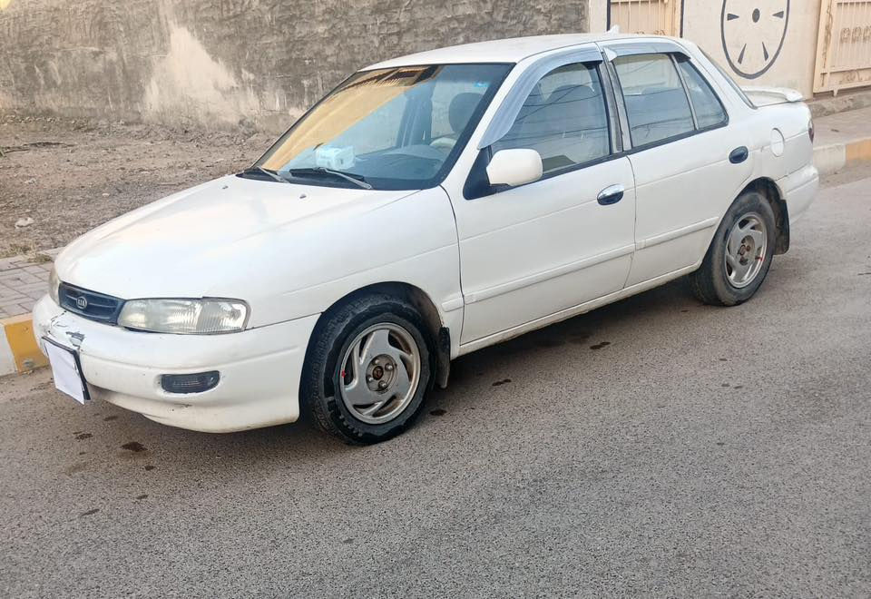 السلام عليكم
كيا سيفيا للبيع موديل 95 كير أوتوماتيك 

رقم بغداد نكليزي جديد سنويه2030 

محرك مجفته على ايدي خير من الله صاله مده طويله عندي 

حير مداريه مصبوغه حزام جماليه سياره احلا من الصور خير من الله سعر 42 وبيه مجال ان شاءالله ***********مكانه الدجيل
