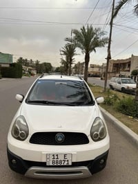 جيلي باندا كروز موديل 2013  نظيفة جدآ بدون ضربة او صبغ على وضع الشركة ...